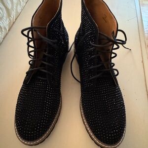 Stylish Black Studded Womens booties